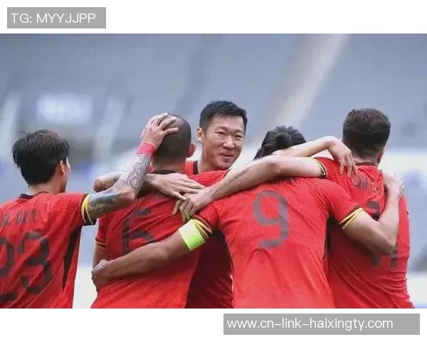 东亚杯激战中国队迎战澳大利亚队全力争胜展现实力与斗志